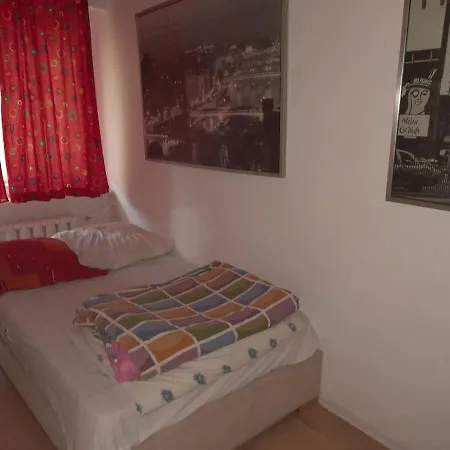 Apartment Lotnikow 7 *